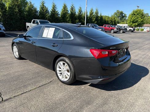 Used 2016 Chevrolet Malibu LT FWD image 3