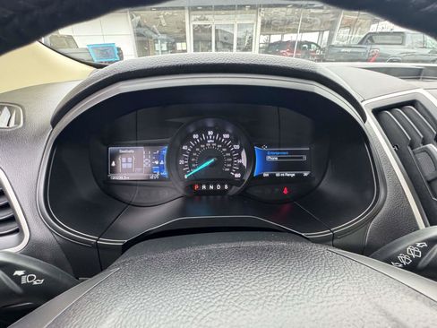 Used 2022 Ford Edge SEL w/ Convenience Package image 26