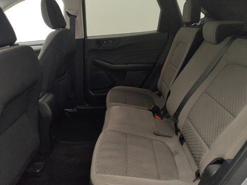 Used 2022 Ford Escape SE FWD image 18