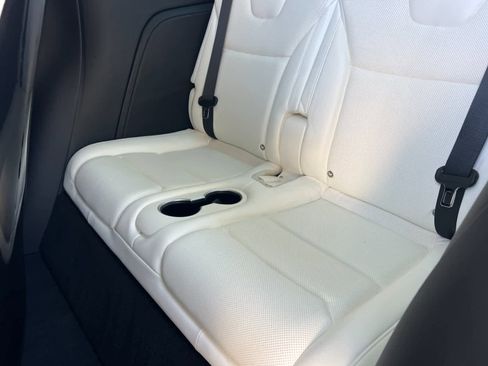 Used 2016 Tesla Model X P90D image 16