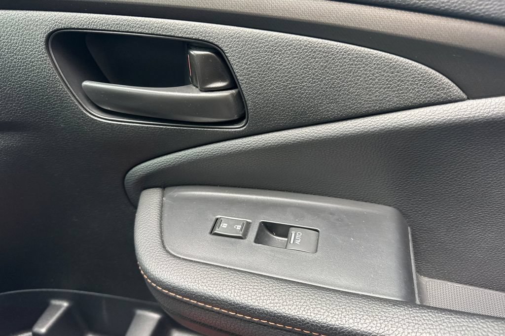 Used 2025 Honda Passport TrailSport image 22