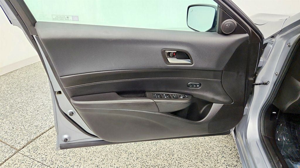 Used 2021 Acura ILX w/ Technology Package FWD image 11