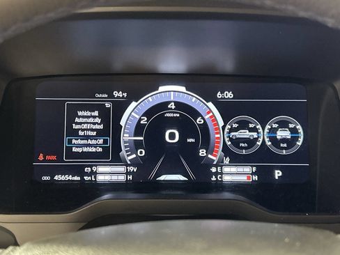 Used 2024 Toyota Tundra Platinum AWD/4WD image 15