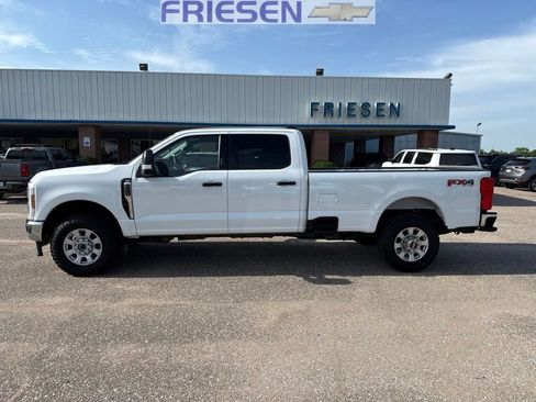 Used 2024 Ford F350 XLT w/ FX4 Off-Road Package AWD/4WD image 2