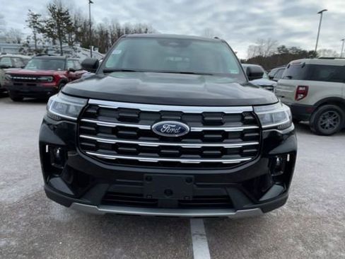 New 2026 Ford Explorer Active w/ Active Comfort Package image 7