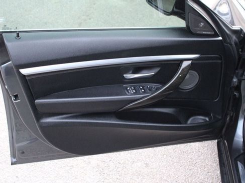 Used 2017 BMW 340i Gran Turismo xDrive image 19