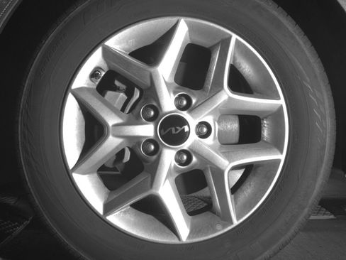 Used 2025 Kia Soul LX w/ LX Technology Package FWD image 12