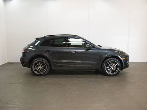 New 2026 Porsche Macan image 9