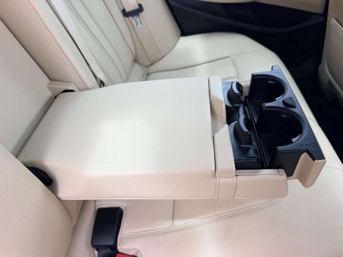 Used 2019 BMW 530i xDrive AWD/4WD image 28