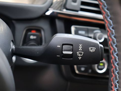Used 2015 BMW M4 Coupe RWD image 35