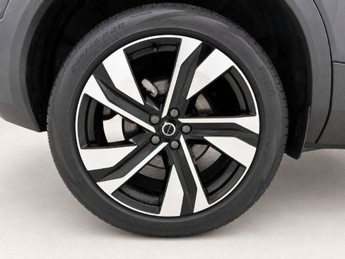 Used 2024 Volvo XC40 B5 Plus w/ Protection Package Premier AWD/4WD image 36