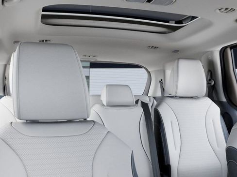 New 2026 Kia Carnival SX Prestige image 33