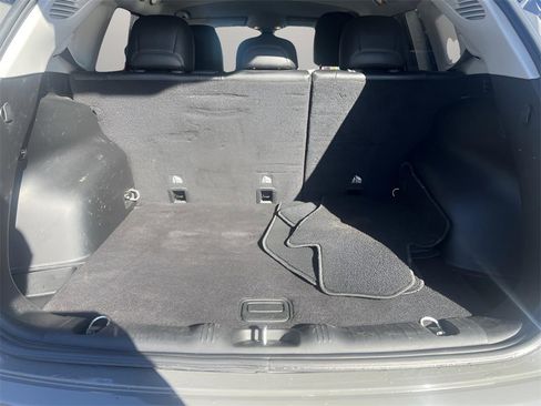 Used 2020 Jeep Compass Limited image 33