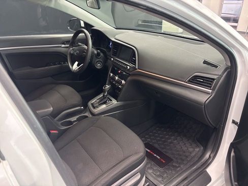 Used 2020 Hyundai Elantra SEL w/ Cargo Package (C1) image 9