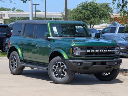 New 2025 Ford Bronco Outer Banks
