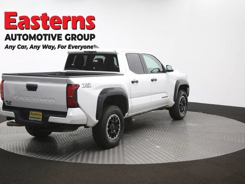 Used 2024 Toyota Tacoma TRD Off-Road AWD/4WD image 84