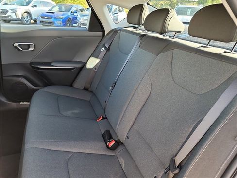 New 2025 Kia K4 LXS image 14