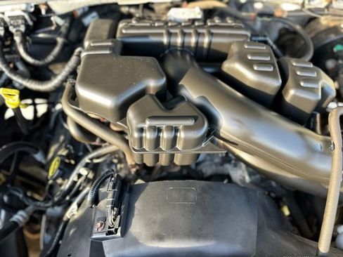 Used 2016 Ford F350 XLT image 39