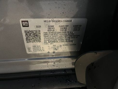 Used 2025 Buick Encore GX Preferred FWD image 28