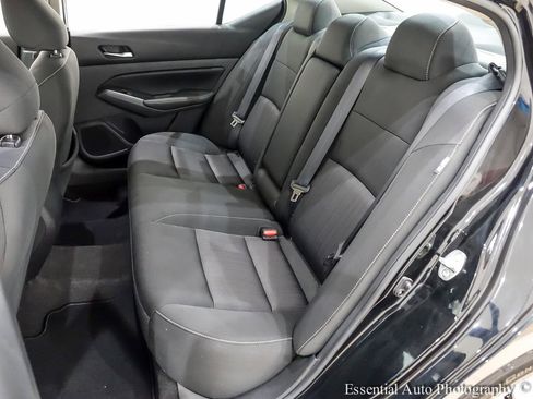 Used 2022 Nissan Altima 2.5 SV image 16