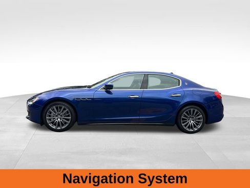 Used 2018 Maserati Ghibli GranSport image 2