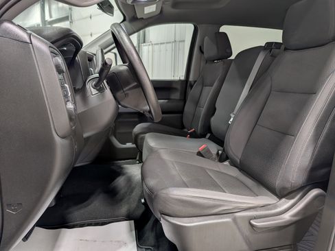 Used 2022 Chevrolet Silverado 2500 Custom image 16