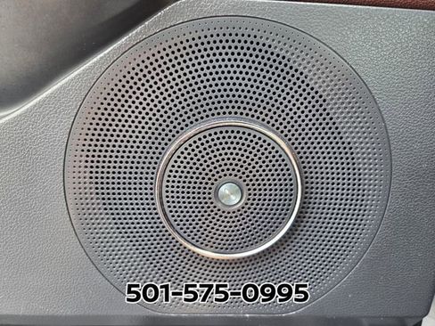 Used 2024 Ford Expedition Limited AWD/4WD image 35