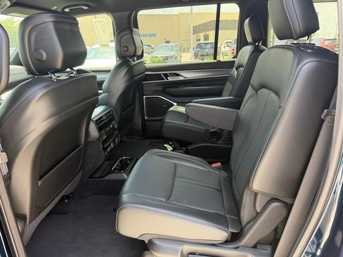 New 2026 Jeep Grand Wagoneer 2WD image 10