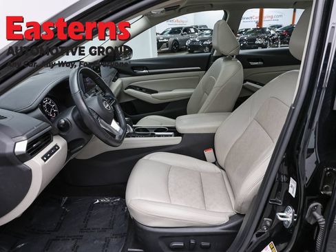 Used 2024 Nissan Altima 2.5 SL AWD/4WD image 14