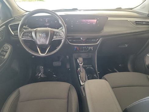 Used 2024 Buick Encore GX Preferred AWD/4WD image 17