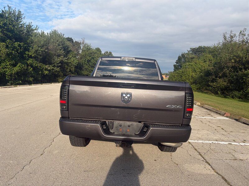 Used 2015 RAM 1500 Express AWD/4WD image 4
