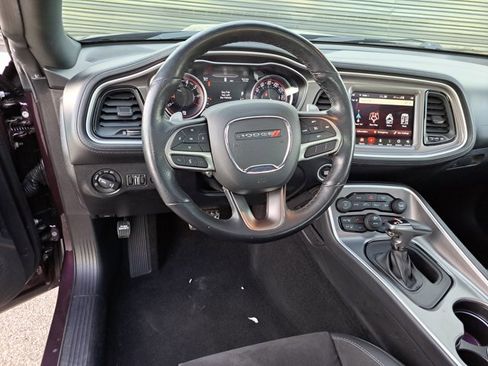 Used 2021 Dodge Challenger GT w/ Plus Package image 11