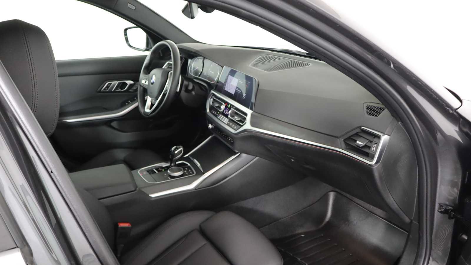 Used 2021 BMW 330i xDrive Sedan w/ Convenience Package AWD/4WD image 8