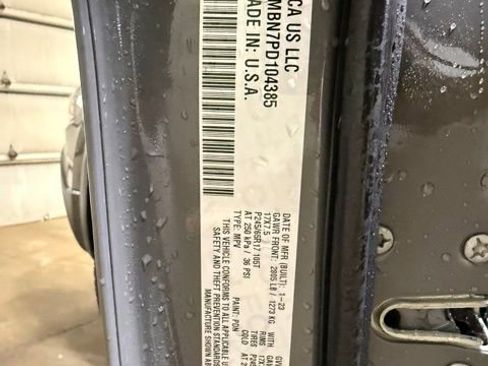 Used 2023 Jeep Cherokee Trailhawk w/ Sun & Sound Group image 30