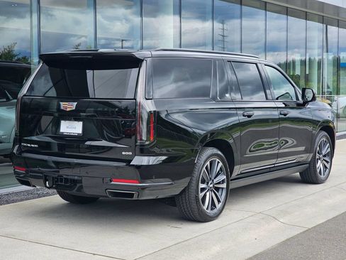 Certified 2026 Cadillac Escalade ESV Sport w/ Touring Package AWD/4WD image 5