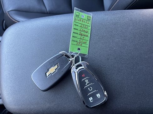 Used 2020 Chevrolet Equinox LT w/ Sport Edition image 32