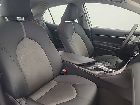 Used 2024 Toyota Camry LE image 15