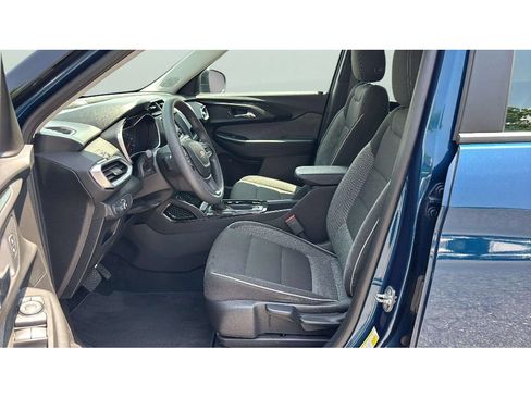 Used 2021 Chevrolet TrailBlazer LS AWD/4WD image 10