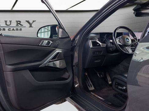 Used 2024 BMW X6 M60i AWD/4WD image 35