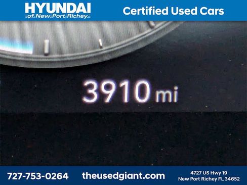 Certified 2024 Hyundai Elantra SEL image 28