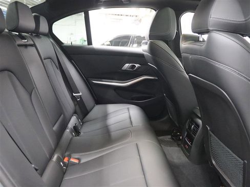 Used 2023 BMW 330i xDrive Sedan w/ M Sport Package image 20