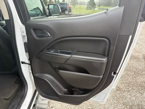 Used 2016 GMC Canyon SLT AWD/4WD image 14