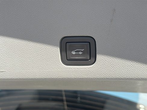 Used 2024 Cadillac XT6 Premium Luxury w/ LPO, Floor Liner Package image 14