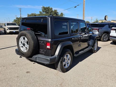 Used 2020 Jeep Wrangler Unlimited Sport S AWD/4WD image 8