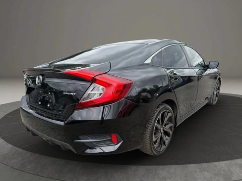 Used 2021 Honda Civic Sport image 4
