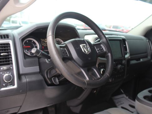 Used 2016 RAM 2500 SLT AWD/4WD image 15
