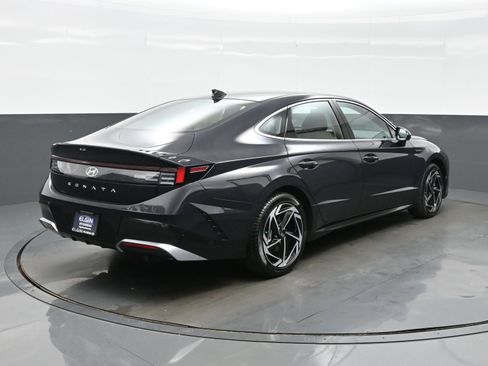 Certified 2026 Hyundai Sonata SEL FWD image 6