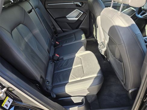 Used 2022 Audi Q3 2.0T Premium Plus image 29