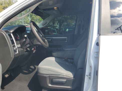 Used 2016 RAM 1500 Classic SLT image 17