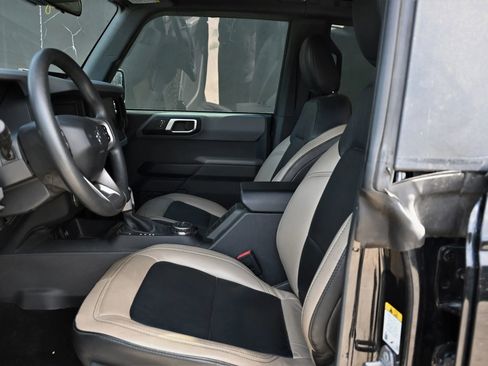 Used 2022 Ford Bronco 4-Door image 15